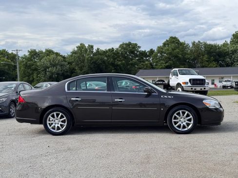 Used 2008 Buick Lucerne CXL w/ Chrome Appearance Package FWD image 8