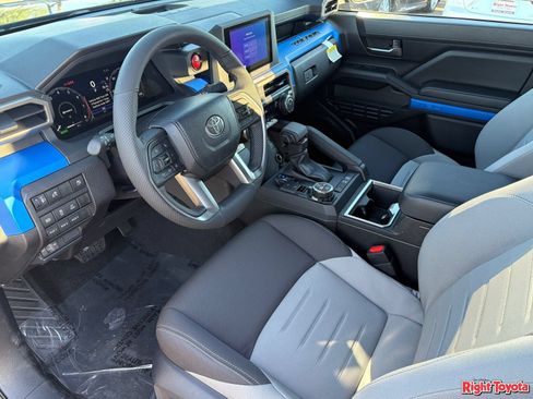 New 2026 Toyota Tacoma TRD Off-Road AWD/4WD image 19