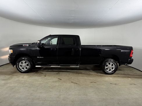 Used 2024 RAM 3500 Big Horn w/ Sport Appearance Package image 11