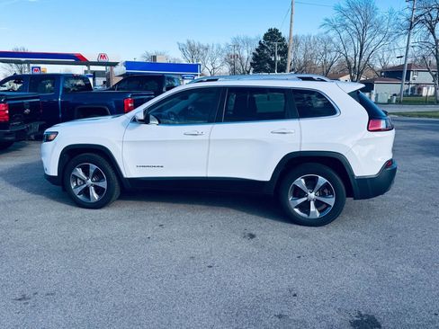 Used 2019 Jeep Cherokee Limited AWD/4WD image 6