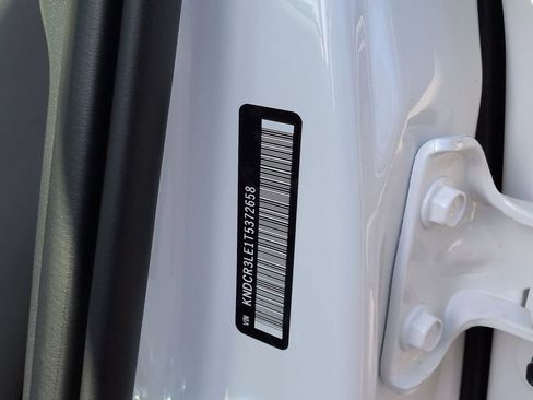 New 2026 Kia Niro EX FWD image 35