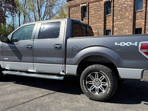 Used 2014 Ford F150 XLT w/ Equipment Group 302A Luxury AWD/4WD image 6