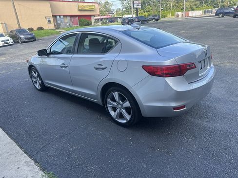 Used 2013 Acura ILX w/ Premium Package FWD image 7