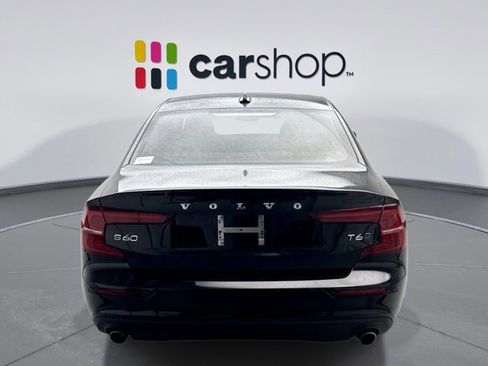 Used 2019 Volvo S60 T6 Momentum w/ Premium Package image 4