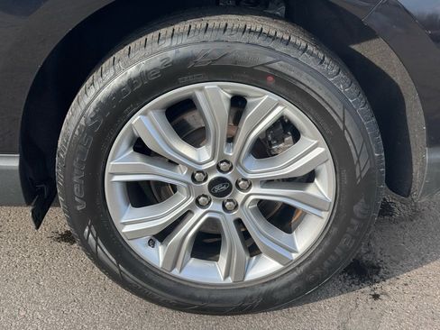 Certified 2023 Ford Edge Titanium image 47