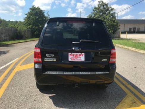 Used 2012 Ford Escape XLT w/ Sport Appearance Pkg image 8