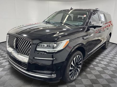 Used 2023 Lincoln Navigator L Black Label AWD/4WD image 3