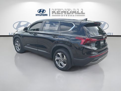 Used 2023 Hyundai Santa Fe SE FWD image 4