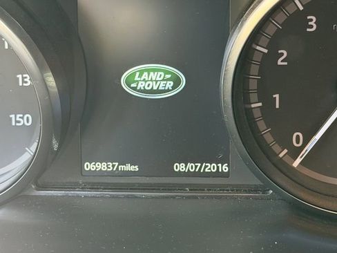 Used 2019 Land Rover Discovery Sport HSE image 9