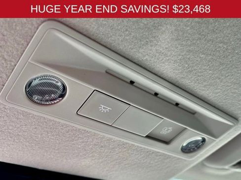 New 2025 Nissan Kicks SR image 28