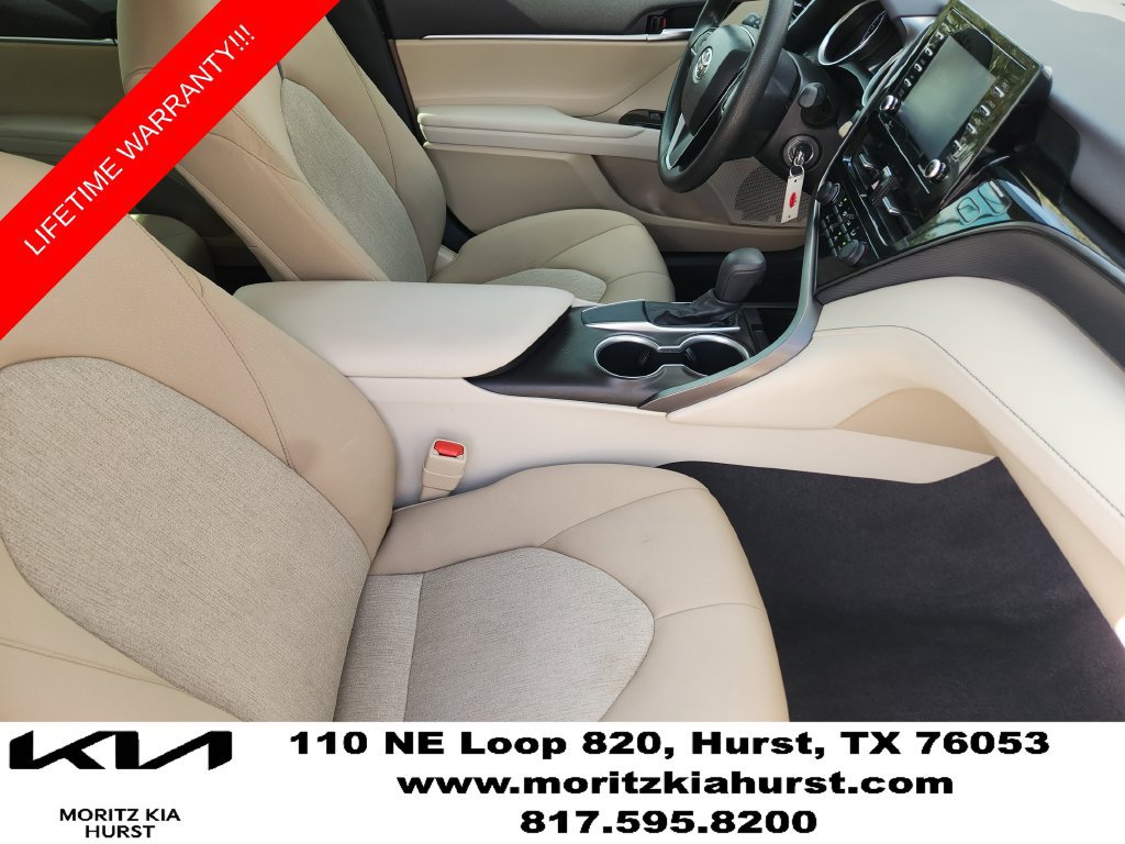 Used 2021 Toyota Camry LE FWD image 19