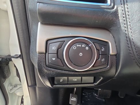 Used 2016 Ford Explorer Platinum AWD/4WD image 14
