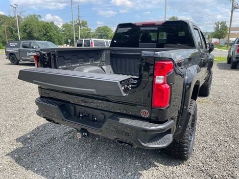 New 2025 Chevrolet Silverado 1500 RST AWD/4WD image 9