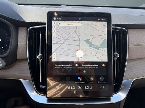 New 2026 Volvo XC90 B6 Plus w/ Protection Package Premier image 29