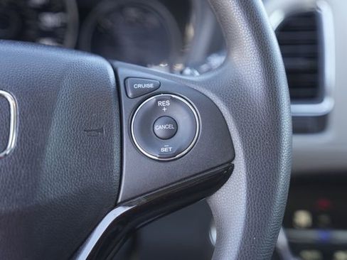 Used 2017 Honda HR-V EX image 23