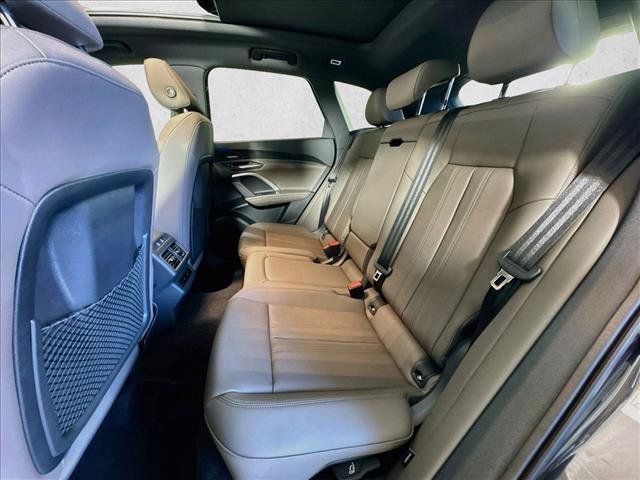 New 2026 Audi Q5 Premium Plus AWD/4WD image 21