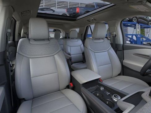 New 2026 Ford Explorer Active image 10