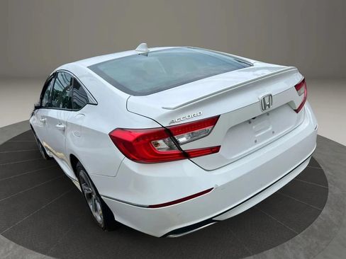 Used 2018 Honda Accord EX image 7