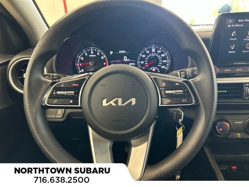 Used 2023 Kia Forte LXS FWD image 7