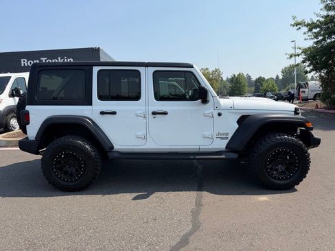 Used 2020 Jeep Wrangler Unlimited Sport S AWD/4WD image 8