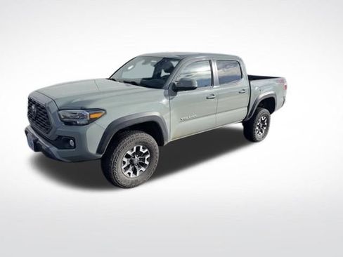 Used 2023 Toyota Tacoma TRD Off-Road w/ Advanced Technology Package image 6