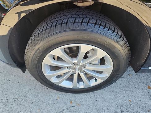 Used 2014 Audi Q5 2.0T Premium Plus w/ Premium Plus Package image 10
