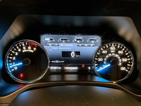 Used 2015 Ford F150 Lariat image 19