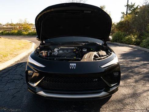 Used 2024 Buick Envista Sport Touring w/ Convenience I Package image 9