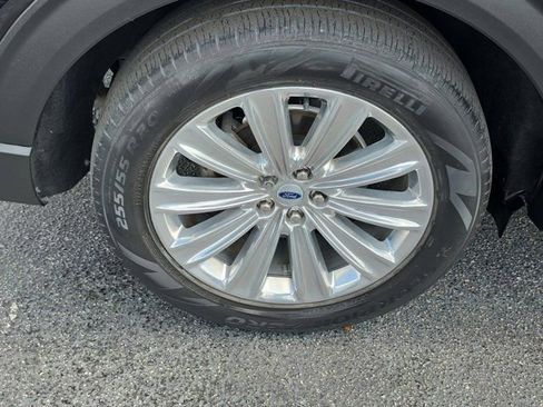 Certified 2023 Ford Explorer Limited w/ Limited Technology Package image 7