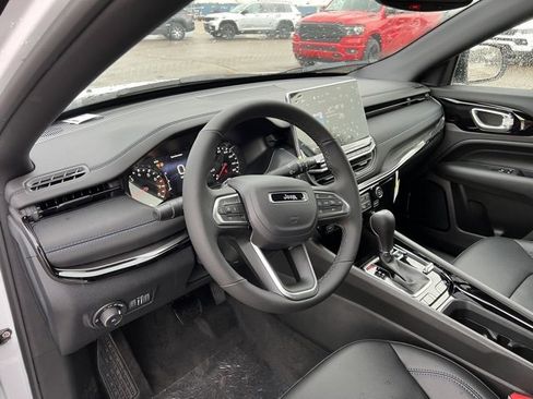 New 2026 Jeep Compass Limited image 9