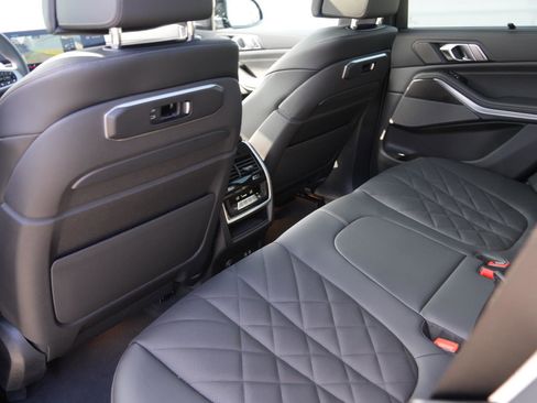 New 2026 BMW X5 M60i w/ Executive Package image 12