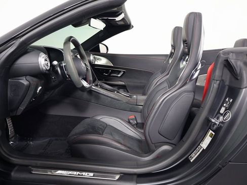 Certified 2025 Mercedes-Benz SL 63 AMG 4MATIC image 11