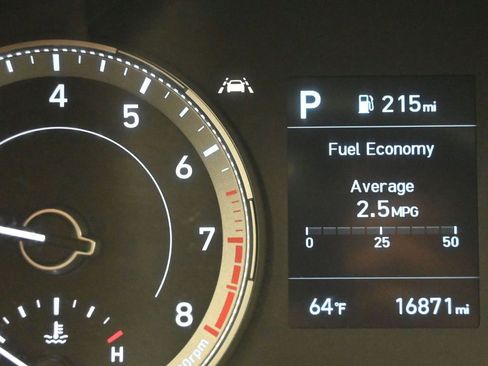 Certified 2021 Hyundai Venue SEL w/ Premium Package image 16