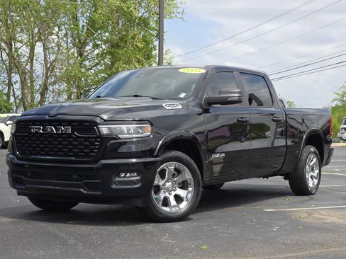 Used 2025 RAM 1500 Big Horn image 1
