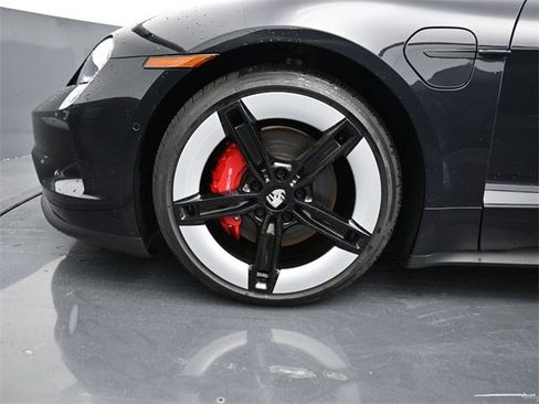 New 2025 Porsche Taycan 4S image 6