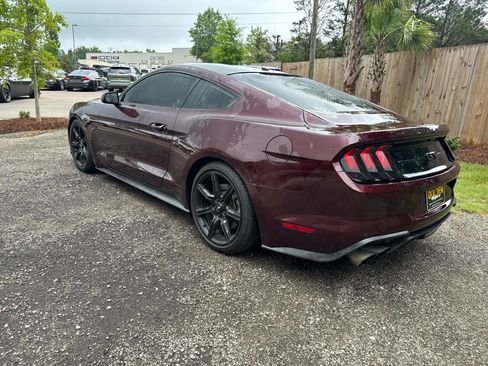 Used 2018 Ford Mustang GT w/ Equipment Group 301A RWD image 17