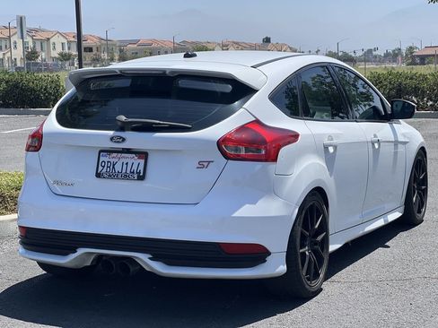 Used 2018 Ford Focus ST FWD image 30