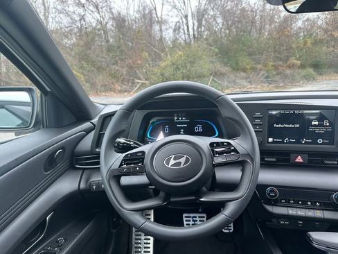 New 2026 Hyundai Elantra Sport FWD image 14