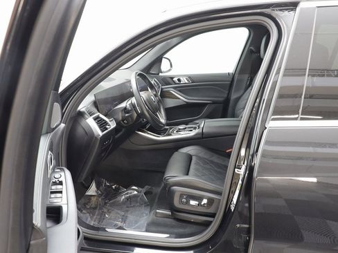 Certified 2025 BMW X5 xDrive40i image 6