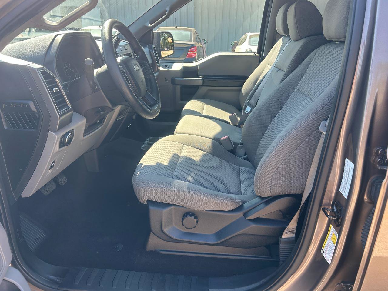 Used 2018 Ford F150 XLT AWD/4WD image 9