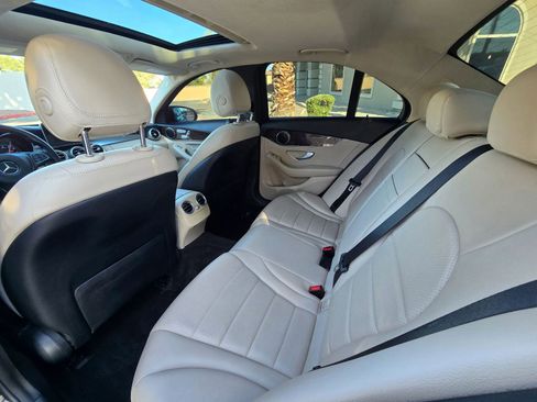 Used 2018 Mercedes-Benz C 300 Sedan image 13