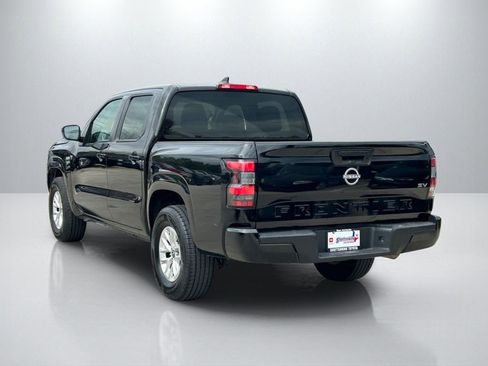 Used 2024 Nissan Frontier SV RWD image 7