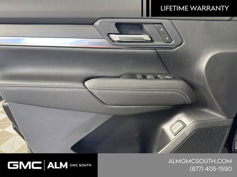 New 2026 GMC Terrain Elevation w/ Elevation Premium Package FWD image 12