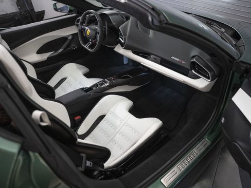 Used 2024 Ferrari 296 GTS image 33