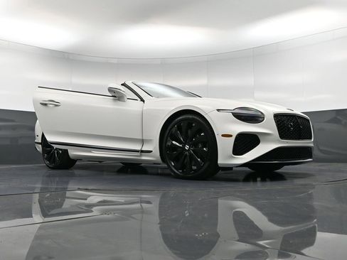New 2026 Bentley Continental GTC image 39