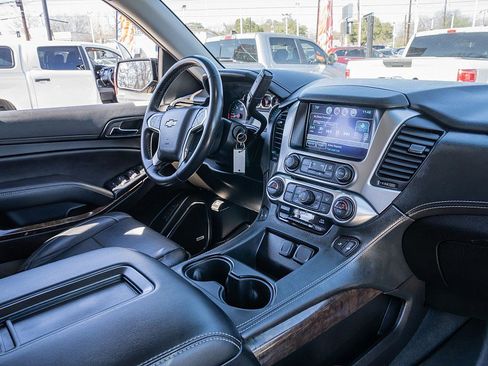 Used 2019 Chevrolet Tahoe LT image 20
