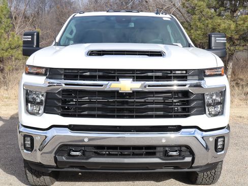 New 2026 Chevrolet Silverado 2500 LT image 12