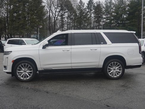 Used 2021 Cadillac Escalade ESV Premium Luxury image 22