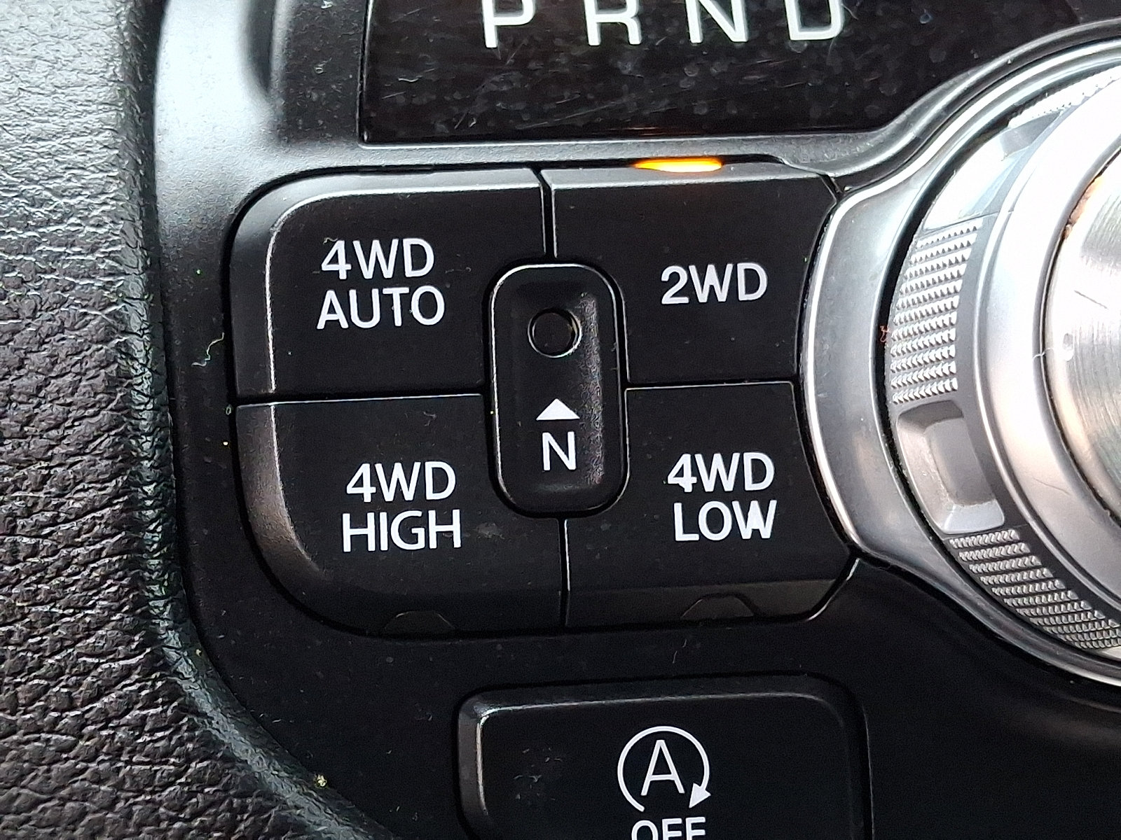 Used 2019 RAM 1500 Laramie AWD/4WD image 23