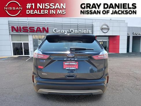 Used 2021 Ford Edge SEL FWD image 6